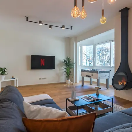 Stayeasy Smart With 3 Bedrooms, 2 Baths - Center *