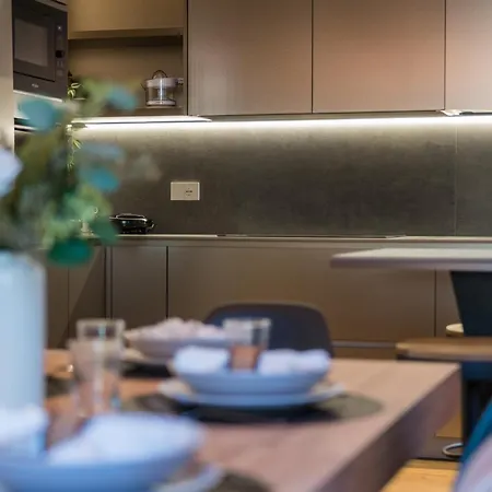 Stayeasy Smart With 3 Bedrooms, 2 Baths - Center Apartament *